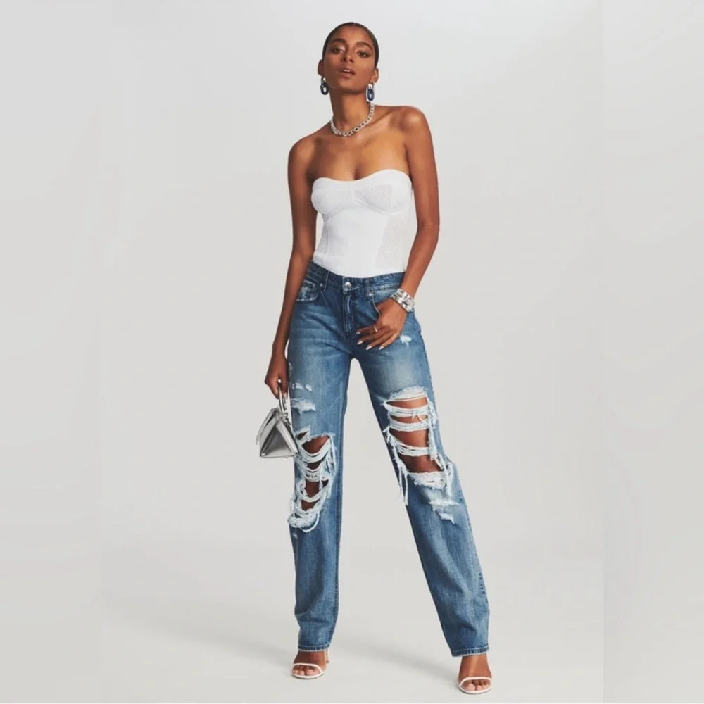 Retrofête LENA BODYSUIT Size L, New With All Original Tags
$137 $300
Size: L - Picture 3 of 8